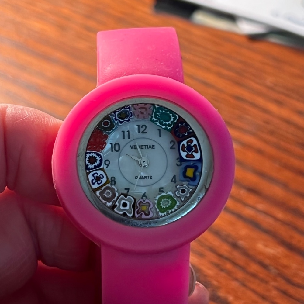 Murano Venetiae quartz watch with HOT Pink rubber band band!